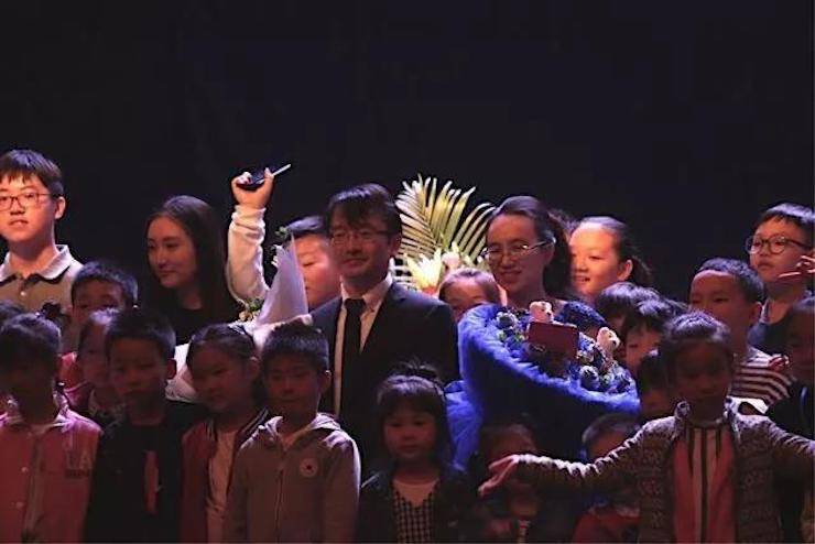 聆听双钢琴演奏的美妙乐章|fun88乐天堂艺术家周挺——钢琴大师班·音乐会于常州成功举办